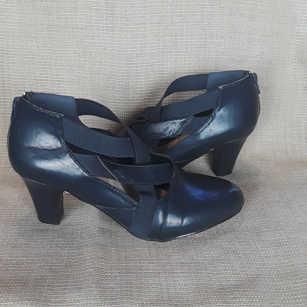 Easy Street Heels Navy Blue Bootie with Zip back